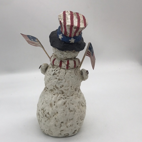 Vintage Patriotic Distressed Resin Snowman Figurine Holding American 🇺🇸 - Picture 4 of 8